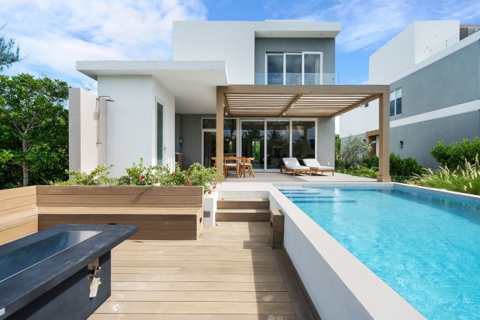 Beachwalk Villa 5